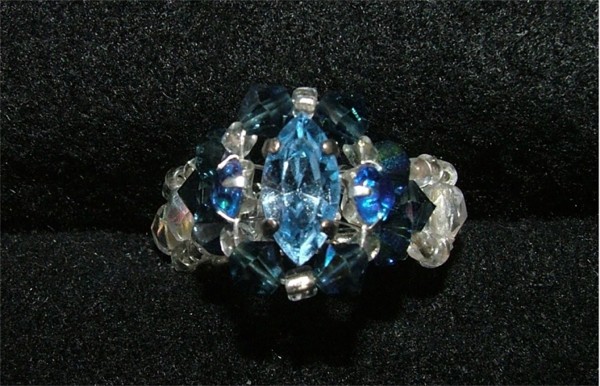 Diamant Bleue, bague en perle de cristal 