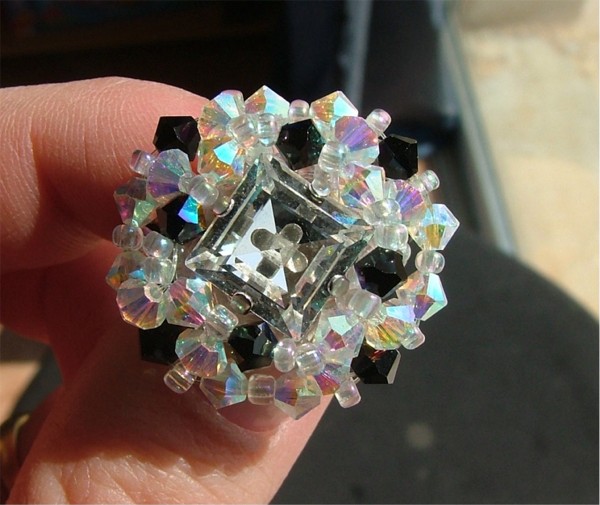 Une perle comme Marie, bague  en cristal de swarovski